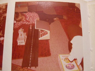 Weihnachten 1973, Ich :-) die erste Tribüne, die erste Boxe mit Presseturm und die ersten Figurensätze
